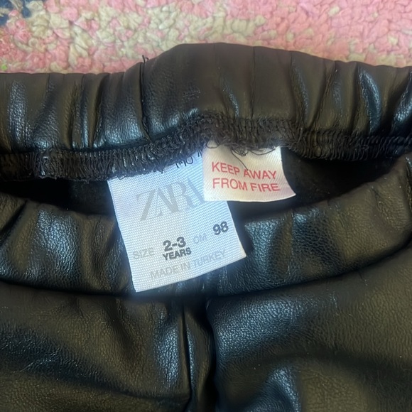 ZARA faux leather leggings - Picture 5 of 7